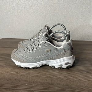 Skechers D'Lites Lace Up Memory Foam Gray Sneakers